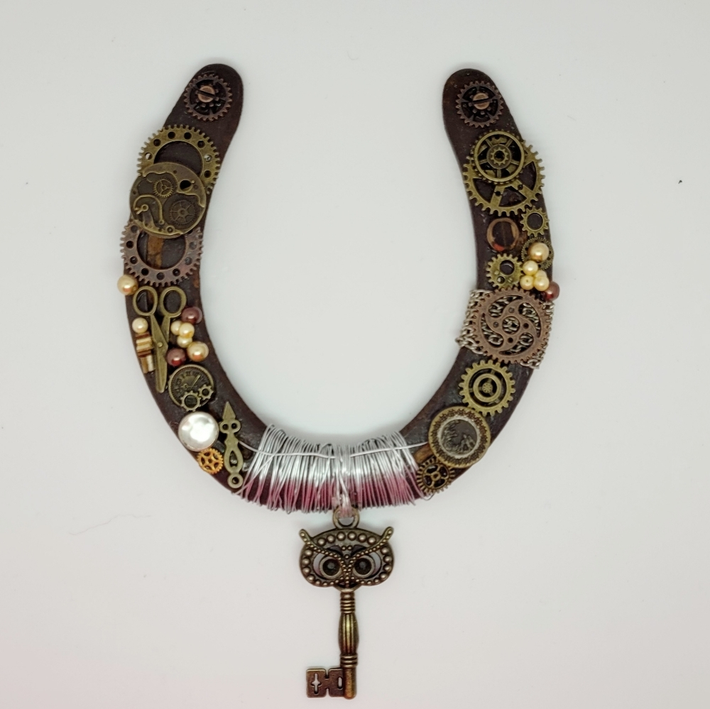 🐴Steampunk Horseshoe Decor